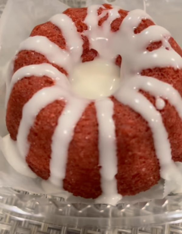 Red Velvet Bundt Cake